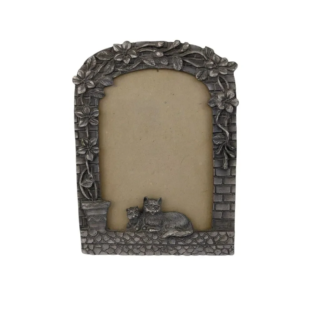 ROC Vtg Pewter Cat In A  Window Picture Frame Taiwan Mom And Kitten